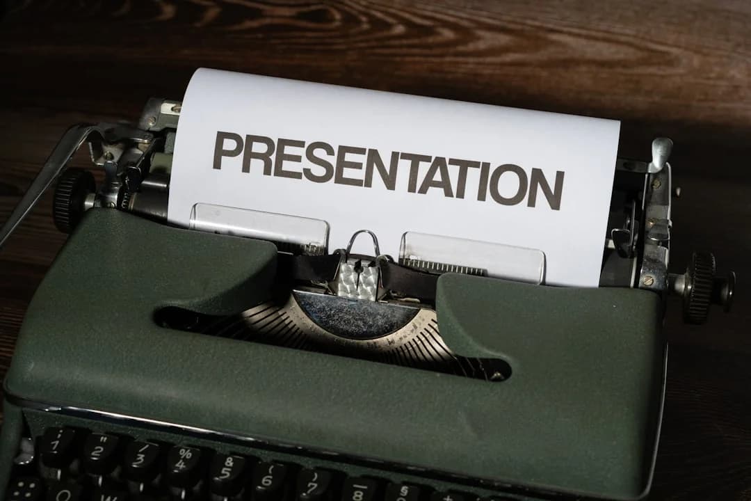Cover Image for Ai Presentation Tools Business Productivity Market Chatslide